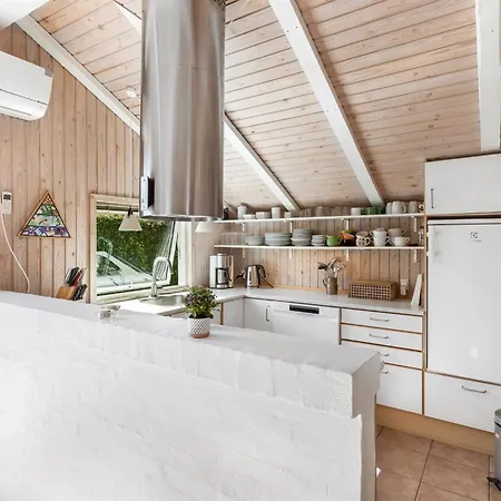 Vakantiehuis Hatem - 500m From The Sea By Interhome Skovbyballe